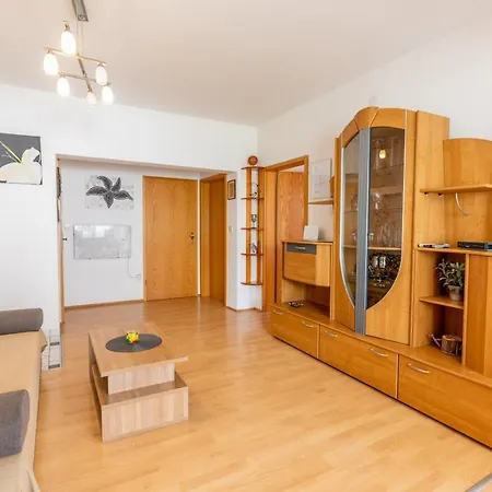 Apartamento Lana *
