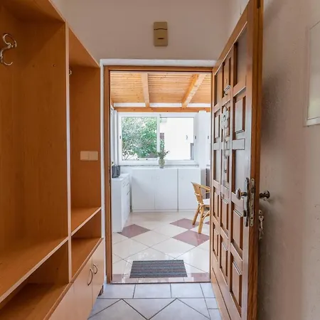 Apartamento Lana Baška