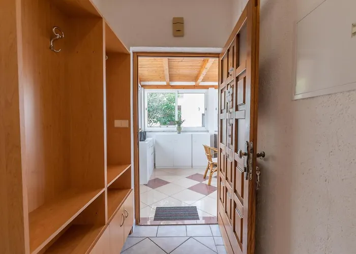 Apartamento Lana Baška